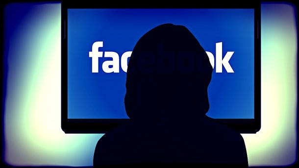 Пользователи Facebook получили возможность создавать прямые видеотрансляции через компьютер