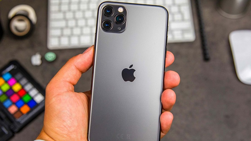 Компания Аррle запустит бюджетную линейку iPhone 12