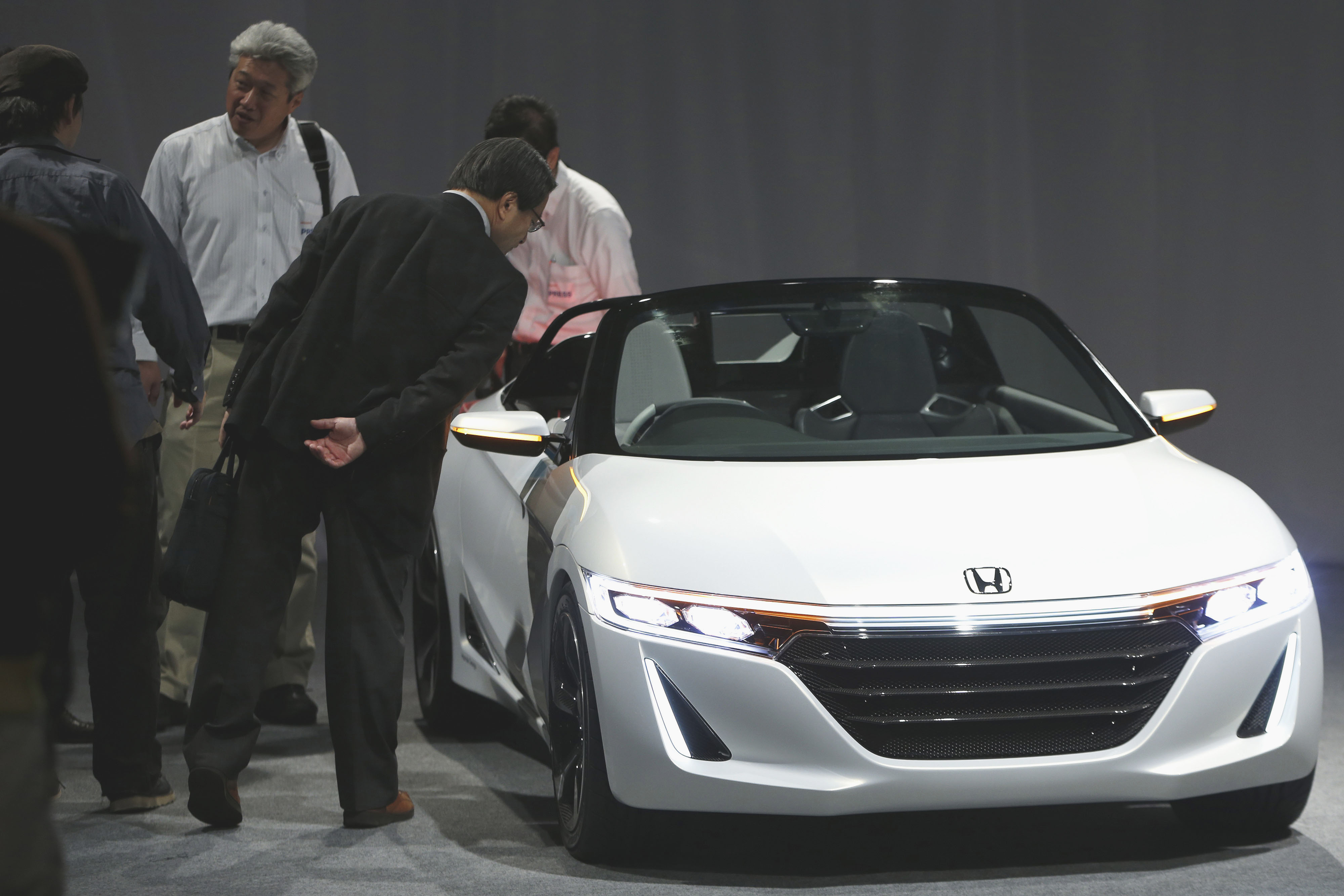 Honda S660 популярен среди водителей-пенсионеров