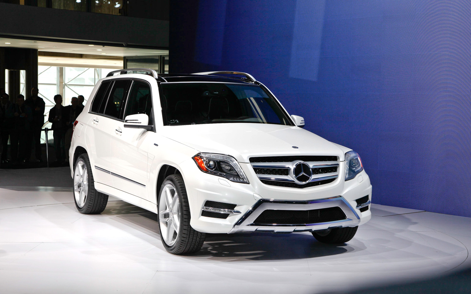 Mercedes-Benz в России прекратила продажи кроссовера GLK-Class