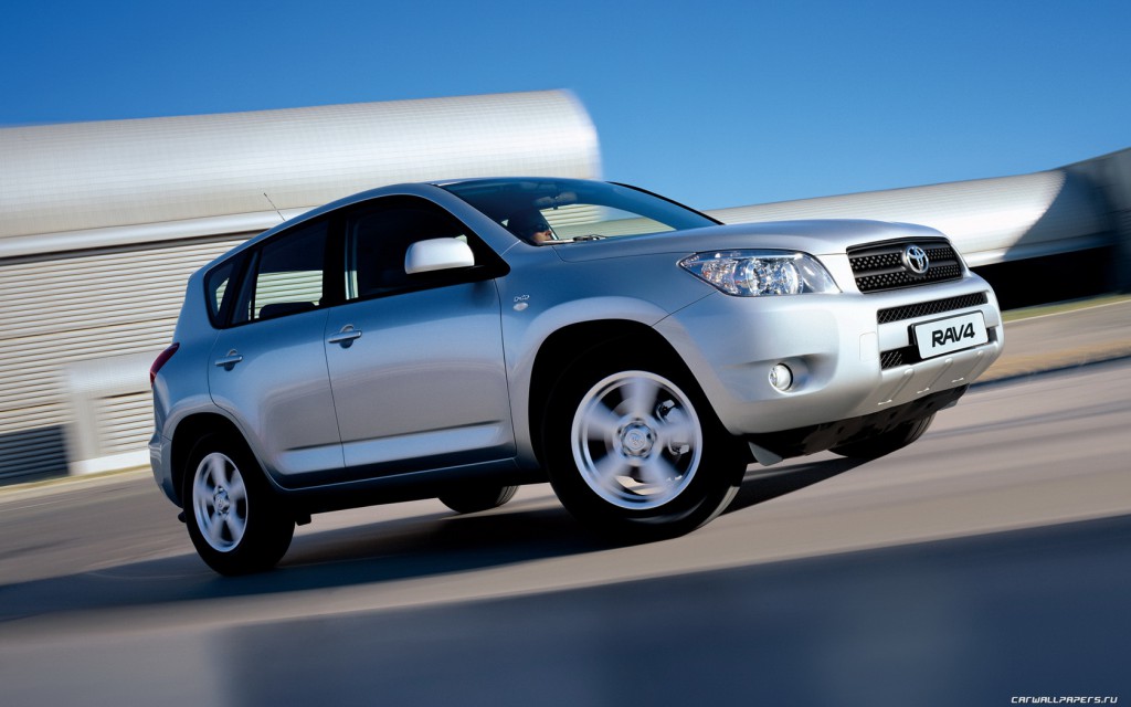 Обновленная Toyota RAV4 засветилась в США