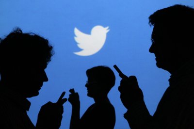 Twitter начал удалять ворованные шутки