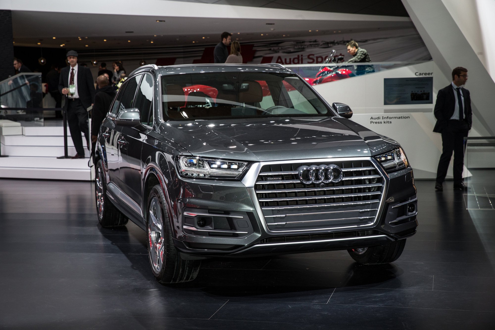 Спортивная модификация Audi SQ7 будет оснащена дизельным двигателем