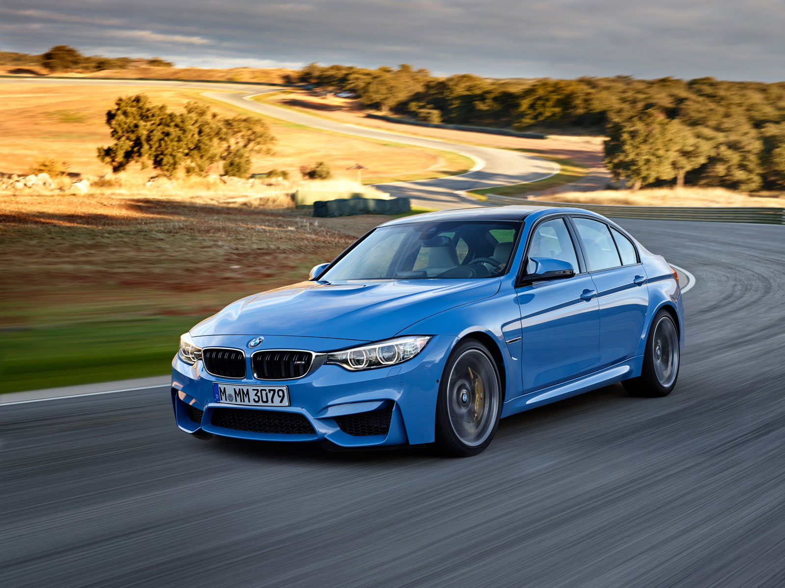 BMW 5 серии станет гибридом