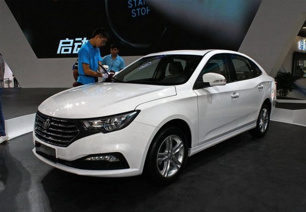 12 октября FAW запустит производство седана Besturn B30