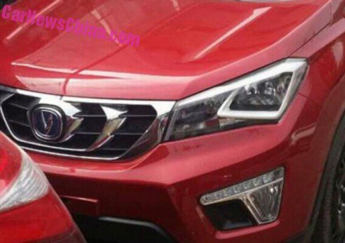 В Китае замечен новый субкомпактный кроссовер Changan CS15