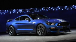 Ford анонсирует первый Shelby GT350R с карбоновыми дисками