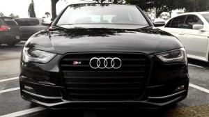 Новый Audi S4 выдает 350 лошадок