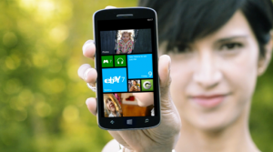 Пользователи массово отказываются от Windows Phone