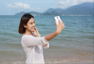 В смартфоне Oukitel U9 за $236 уместили 8-ядерный чип, 2.5D-экран Full HD и 3 Гбайт ОЗУ