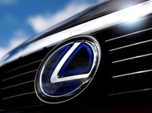 Lexus в первом полугодии установил новый рекорд в России