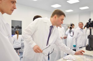 Ученые СКФУ работают над созданием лазерной керамики